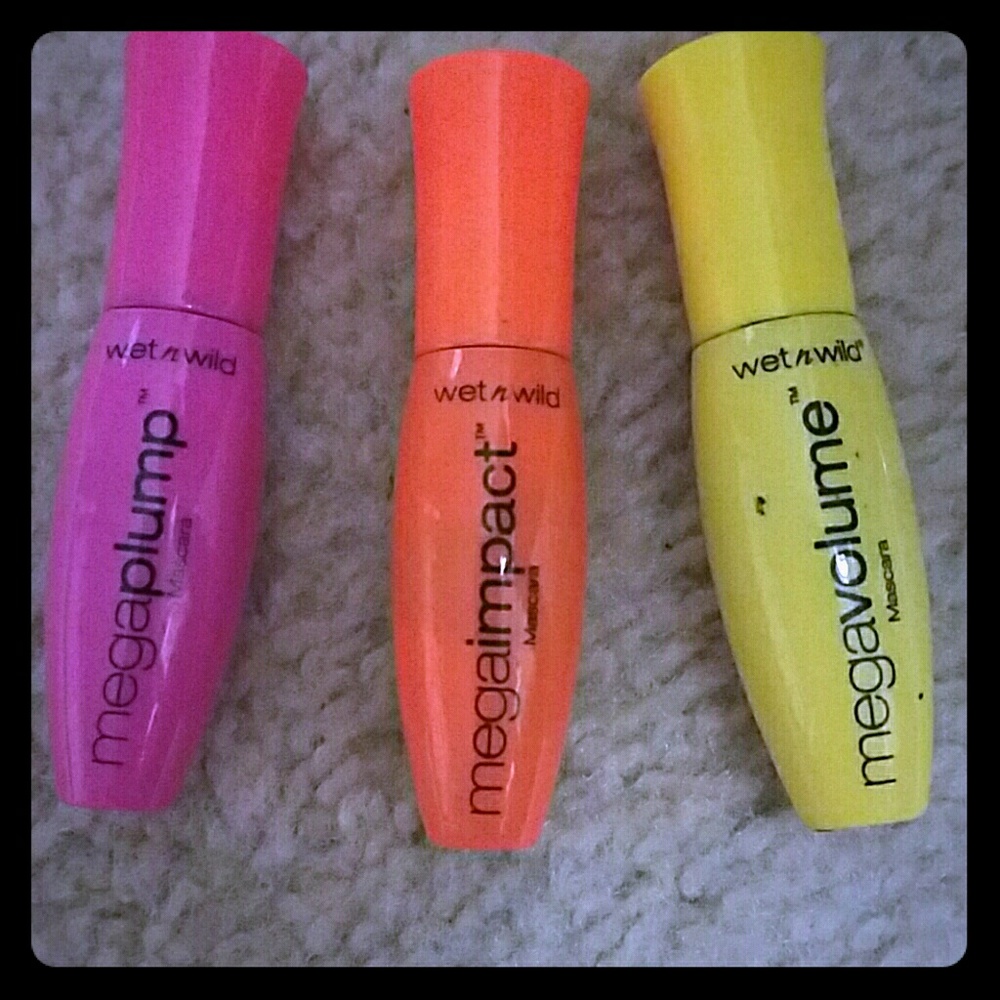 Makeup, mascara